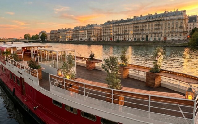 Péniche Croisière de Bercy ** (navigante)